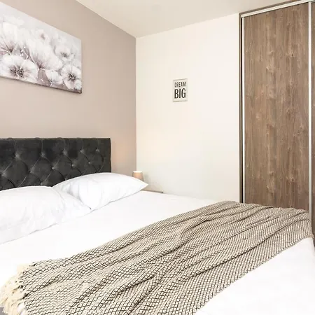 Apartament Bibano